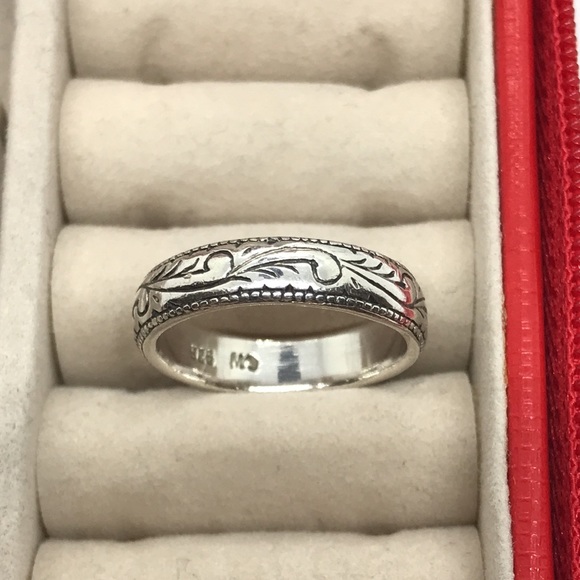 Sterling Silver Ring with Engraved Scrolls - Picture 7 of 9